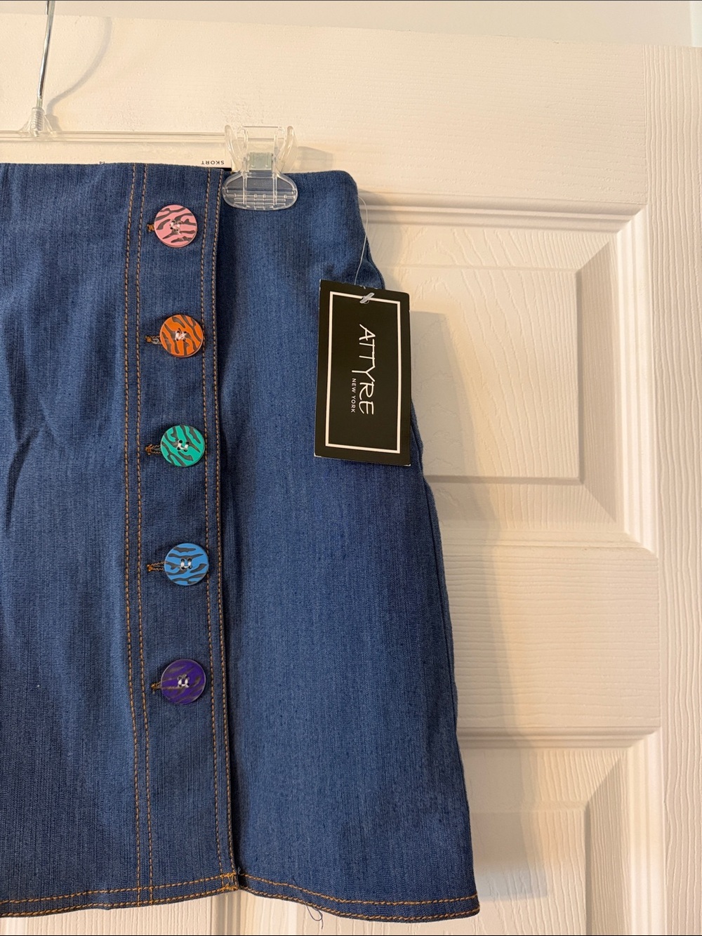 Attyre  Blue Denim Mini Skorts with Colorful Button Row size 14 brand new L15 - Picture 2 of 8